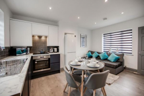 4 bedroom home Ashford town